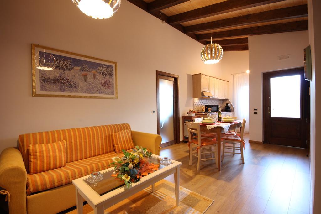 Residence Villa Rosi 라우레아나 실렌토 외부 사진