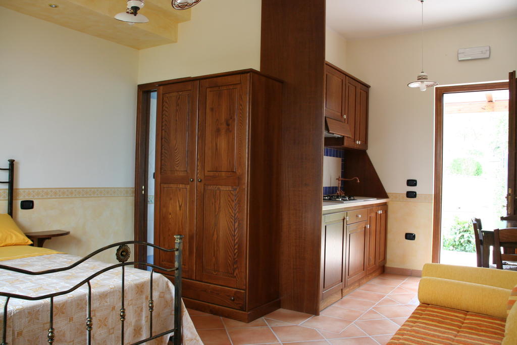 Residence Villa Rosi 라우레아나 실렌토 객실 사진